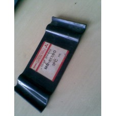 MB161390 CLMP SPRING 
